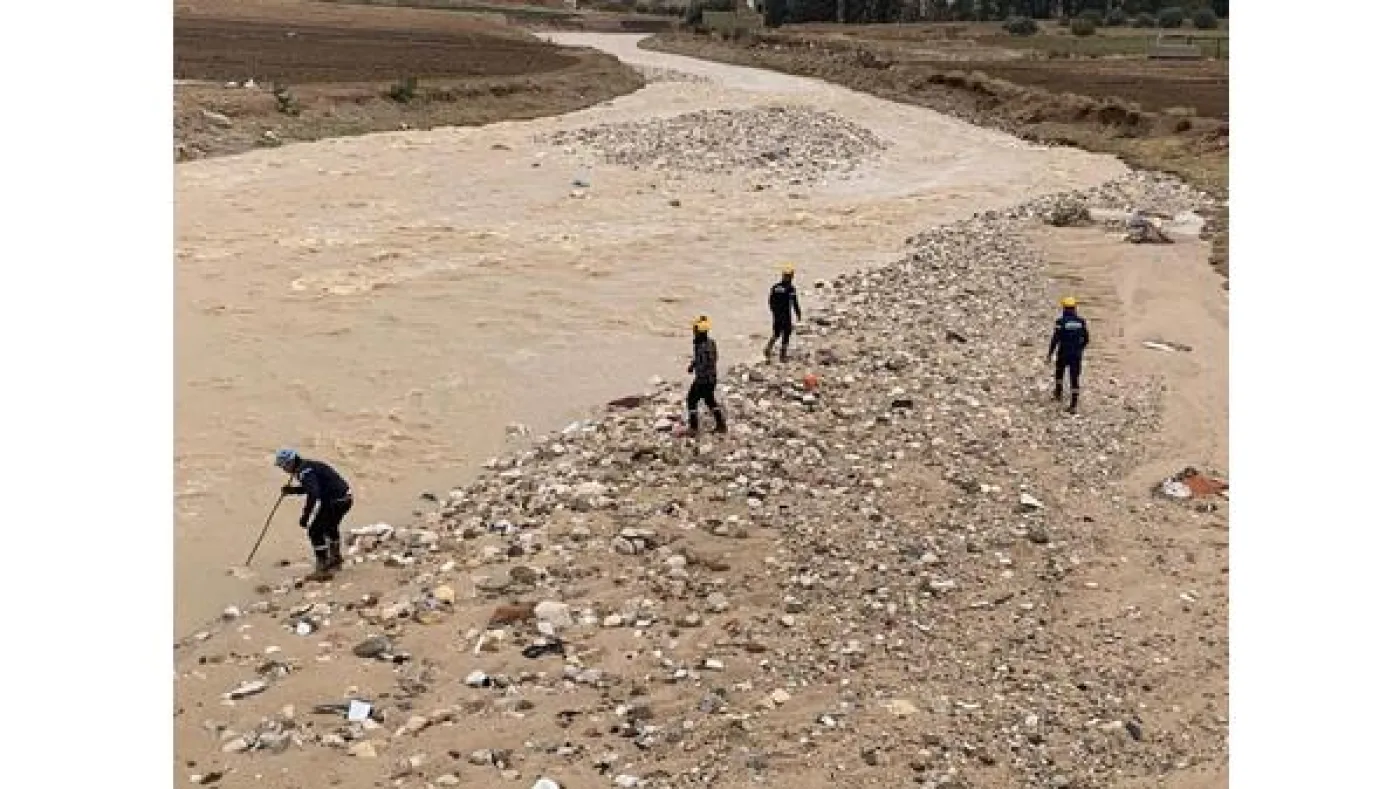 انتشال جثتي فتاتين جرفتهما السيول في مادبا والبحث عن مفقود بالبلقاء