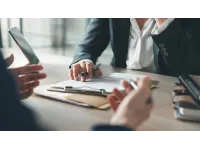 وزارة العمل: الاشتراك بالضمان لا يعفي العامل غير الأردني من تصريح العمل